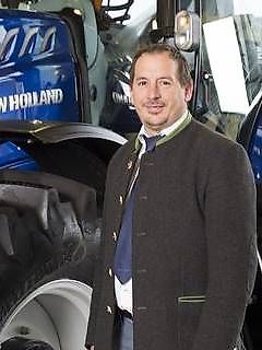 Contactpersonen De heer Christian Auswöger