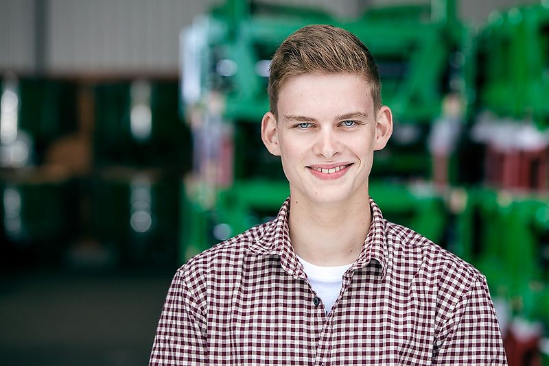 Contactpersonen De heer Michel Jäger