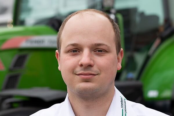 Contactpersonen De heer Tom Ansorge