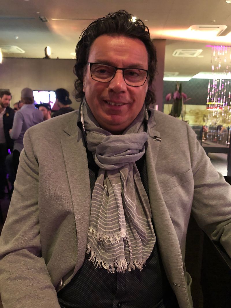 Contactpersonen De heer Josef Kasper